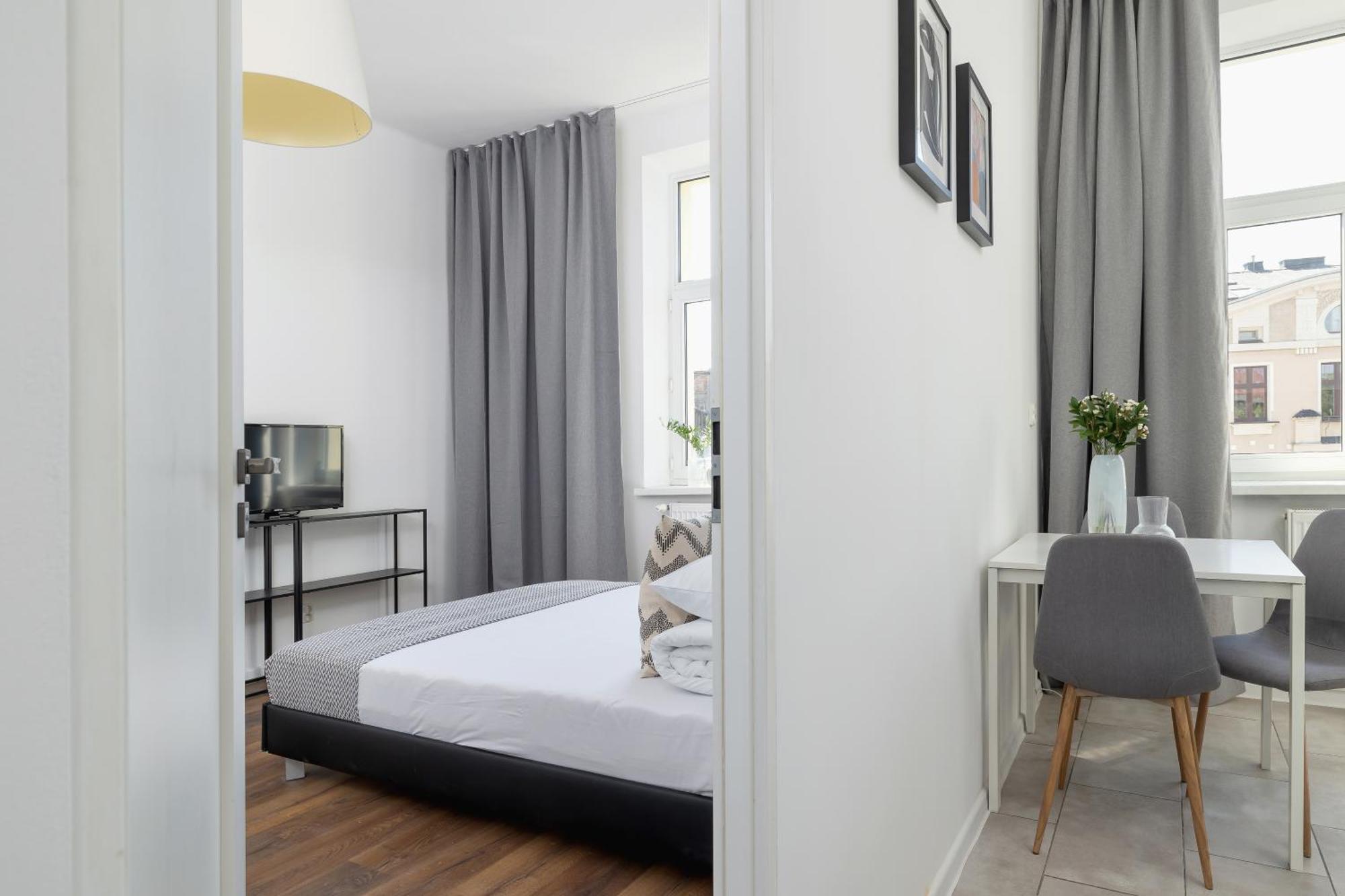 2-Bedroom Apartment - Dluga 65 Cracovie Extérieur photo